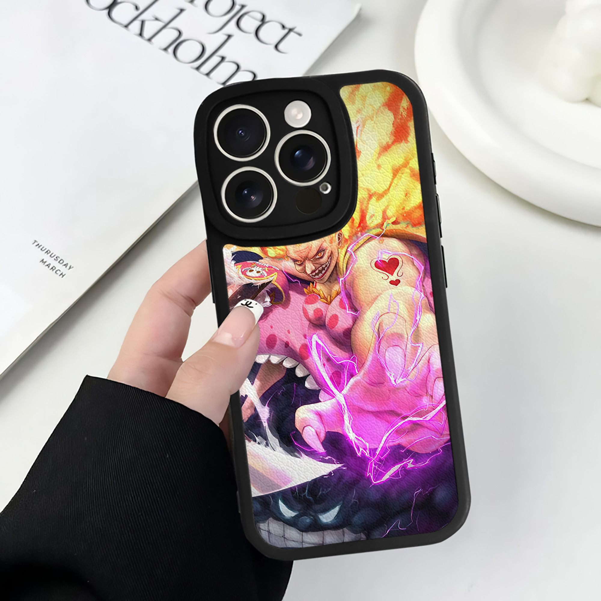 （画像用） ワンピース ONE PIECE 【iPhone 16シリーズ対応】シリコンスマホケース（レザー調） 材質：シリコン
